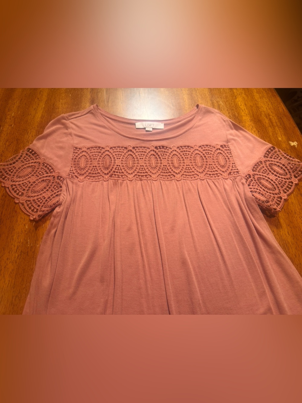 LOFT Dusty Rose Crochet Yoke Short Sleeve Tunic size medium